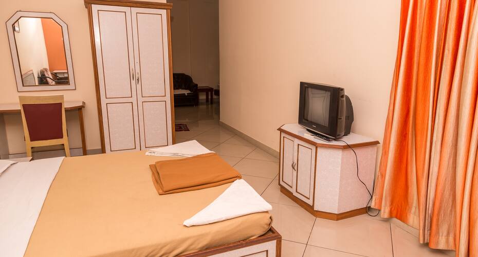 Woodside - The Business Class Hotel, Mangalore 5